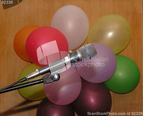 Image of Microphone and balloons