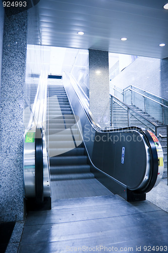 Image of escalator  