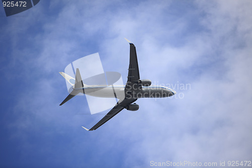 Image of jet airplane