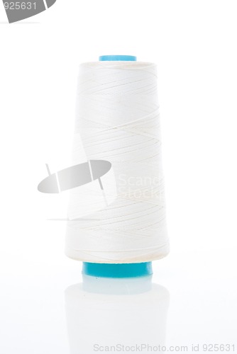 Image of Bobbin of white thread