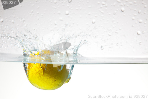 Image of lemon and water