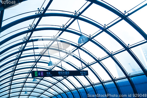 Image of escalator  