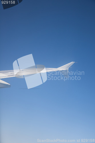 Image of airplane