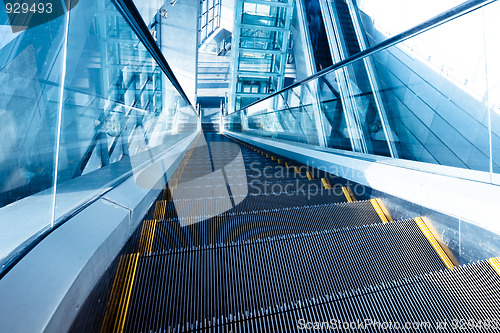 Image of escalator  