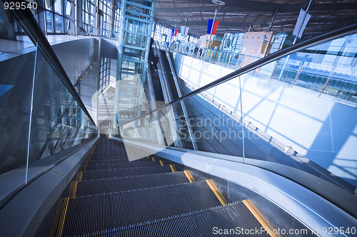 Image of escalator  