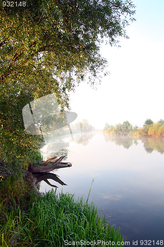 Image of autumn lake