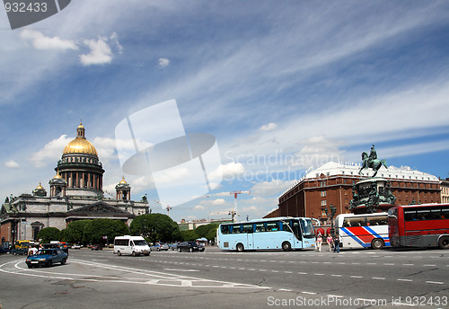 Image of square near isaakiy dome in Saint-Petersburg