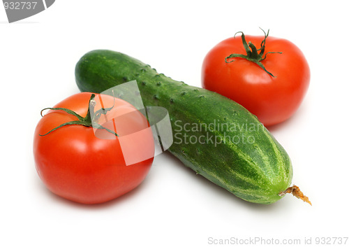 Image of percent symbol of tomatoes and cucumber