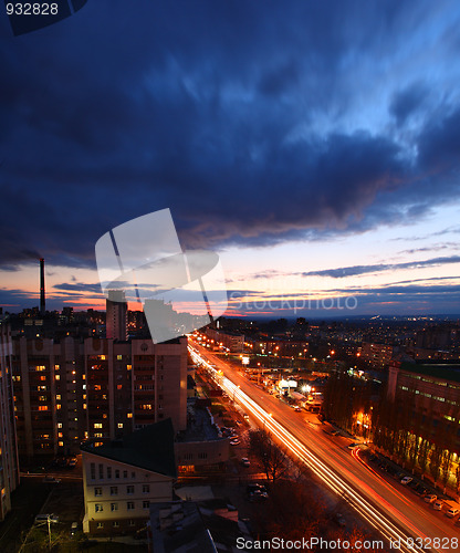Image of urban street in dusk