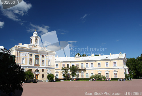 Image of Grand palace in Pavlovsk park