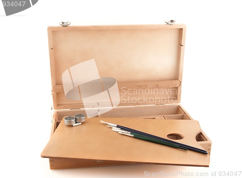Image of Wooden painter case with brushes