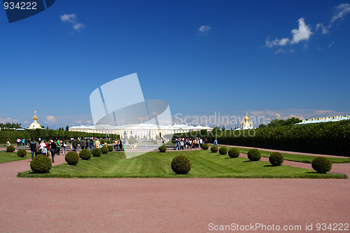 Image of view on palace in petergof