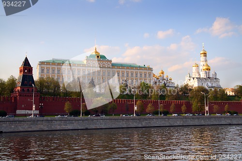 Image of view from Moscow-river on kremlin