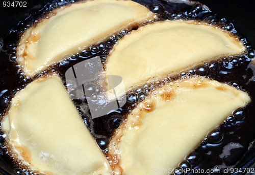 Image of patty frizzle in frying pan