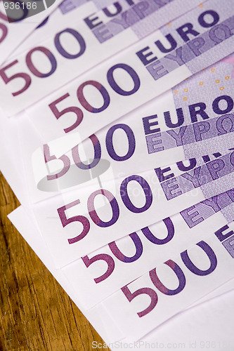 Image of 500 euro banknotes