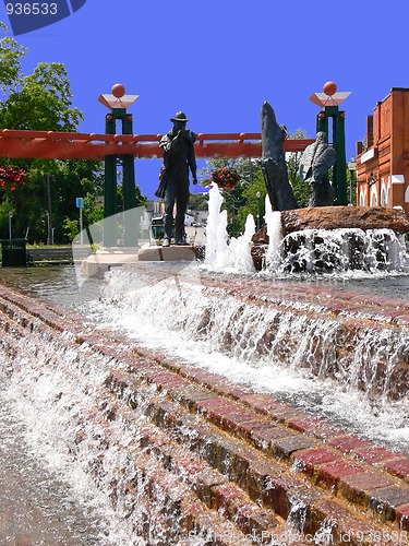 Image of Fountain   