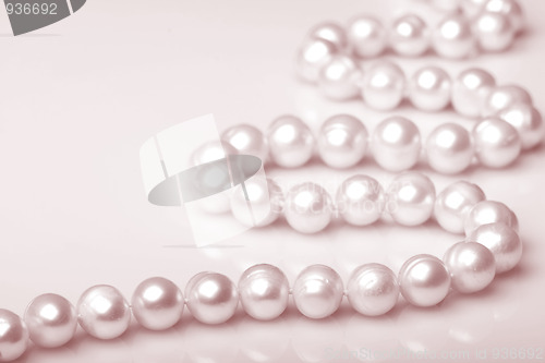 Image of Pearl necklace