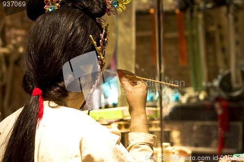 Image of chinese opera dummy,make up