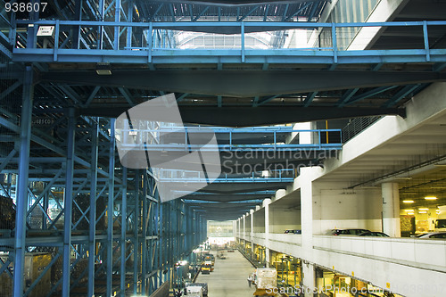 Image of big warehouse 