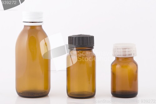 Image of brown small bottles