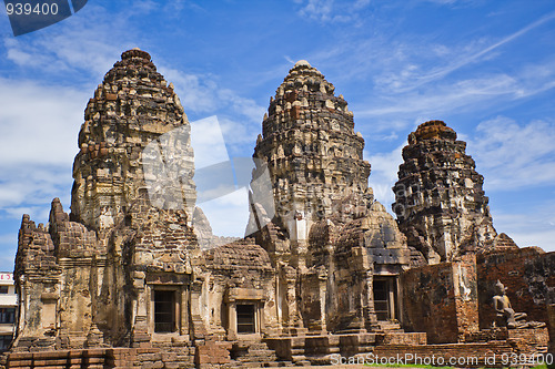 Image of PHRA PRANG SAM YOD PAGODA IN LOPBURI OF THAILAND 