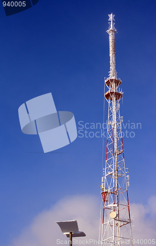 Image of big metallic tv radio tower