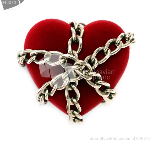 Image of red heart locked with chain