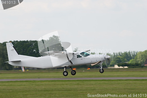 Image of Small airplane