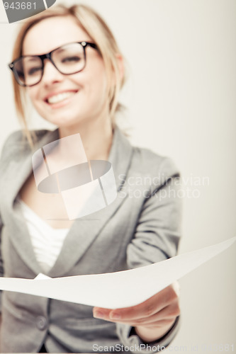 Image of young business woman