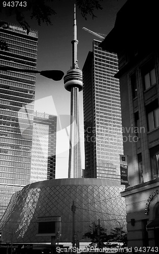 Image of CN Tower & Roy Thomson Hall