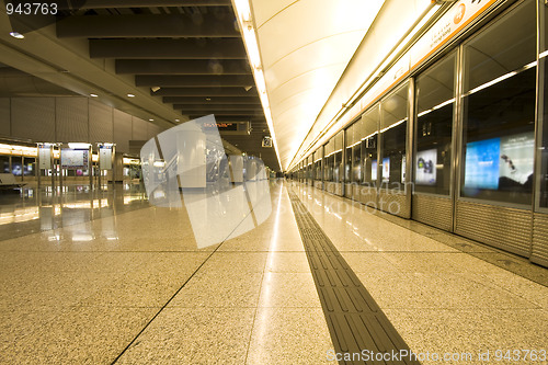 Image of the modern hall in building 