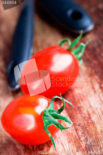 Image of two fresh tomatoes