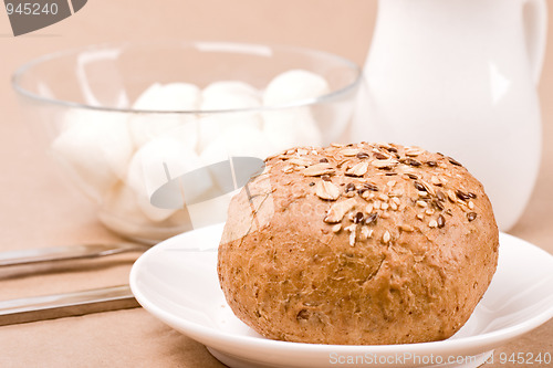 Image of bread and mozzarella 