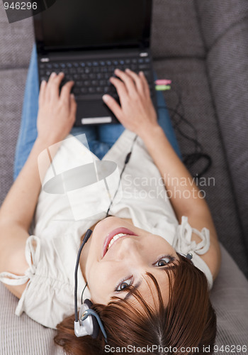 Image of Online conversation