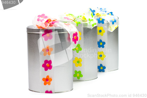 Image of metal gift boxes