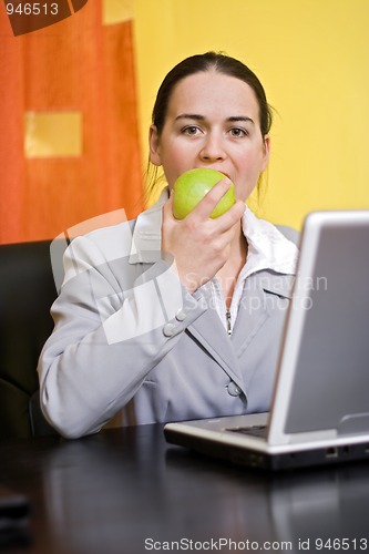 Image of A bite in apple