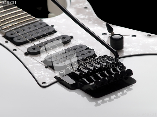 Image of WHITE GUITAR