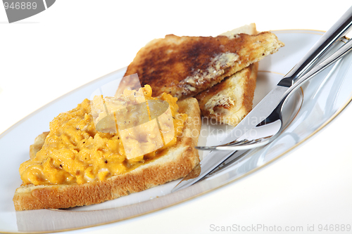 Image of Scrambled egg plate, slanted