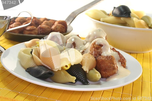 Image of Koettbullar with noodles