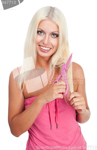 Image of Blond woman cut her hairs