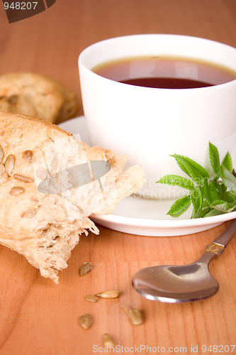 Image of black tea with herbs