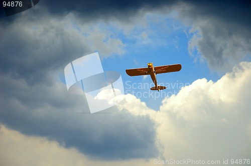 Image of Flying In The Hole