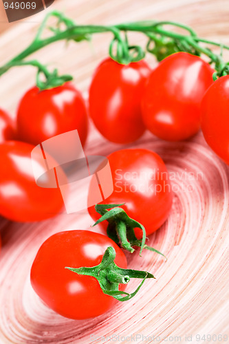 Image of tomatoes bunch