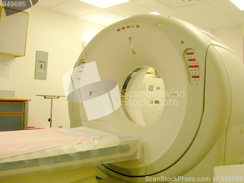 Image of cat scan machine in radiology lab