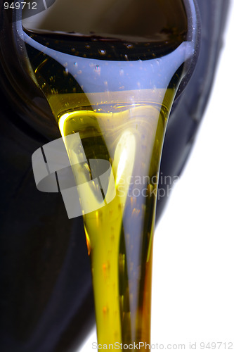 Image of Motor oil poring 