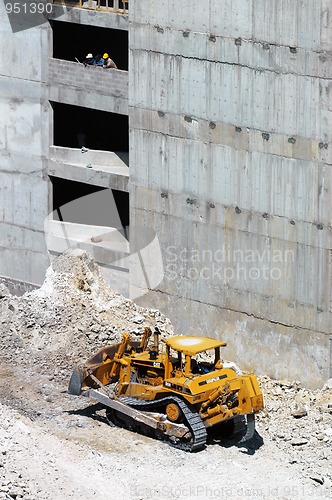 Image of Car on building ground