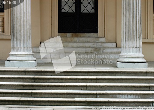 Image of Entrance of historical building with steps and columns