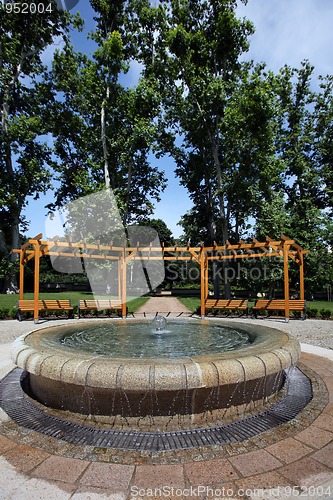 Image of Garden with fountain