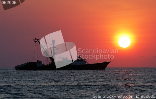 Image of Sunset over sea in Puerto Escondido