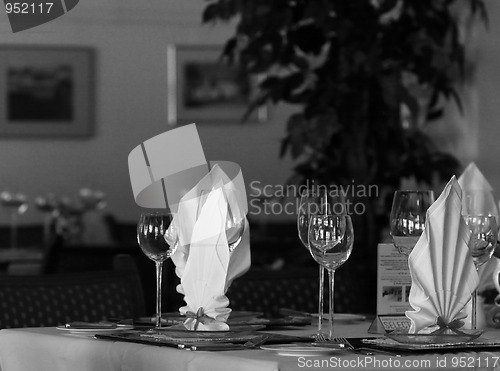 Image of Restaurant table in black and white